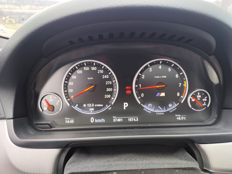 Bmw m5 f10 silverstone ii indywidual niski przebieg europa