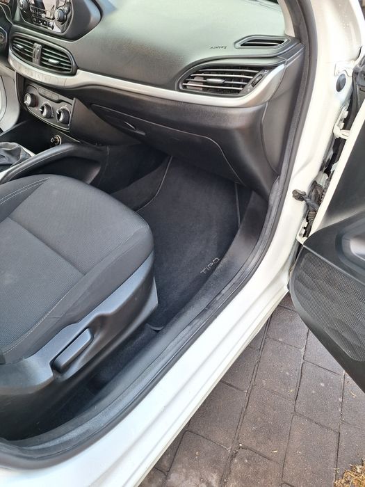 Fiat Tipo Comercial 1.3 Multi.Jet dissel Outubro  2017 em muito bom estado