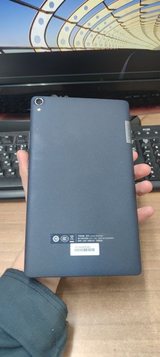 Продам планшет Lenovo Tab 3 8 plus  TB7803F