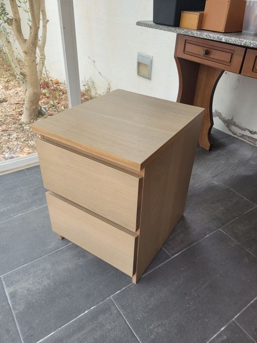 Móvel/ cómoda com gavetas IKEA