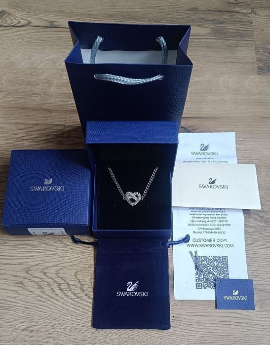 Idealne na walentynki biżuteria Swarovski