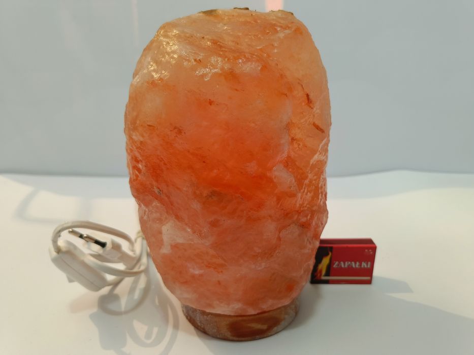 Lampa solna, naturalny kamień Sól