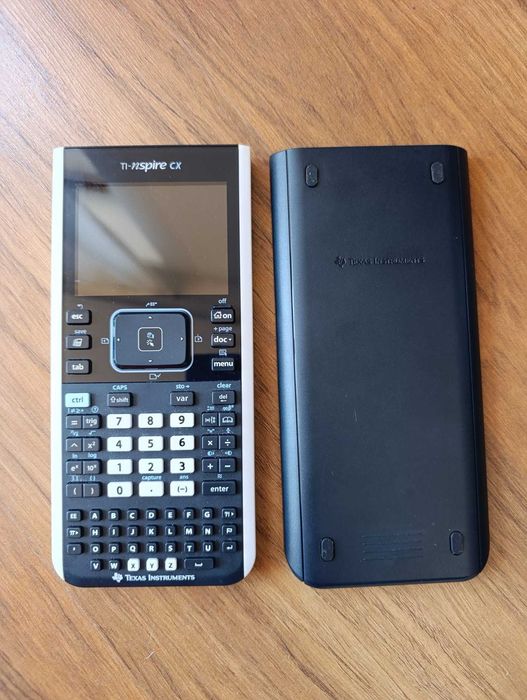 Kalkulator naukowy Texas Instruments TI nspire CX  do klas IB