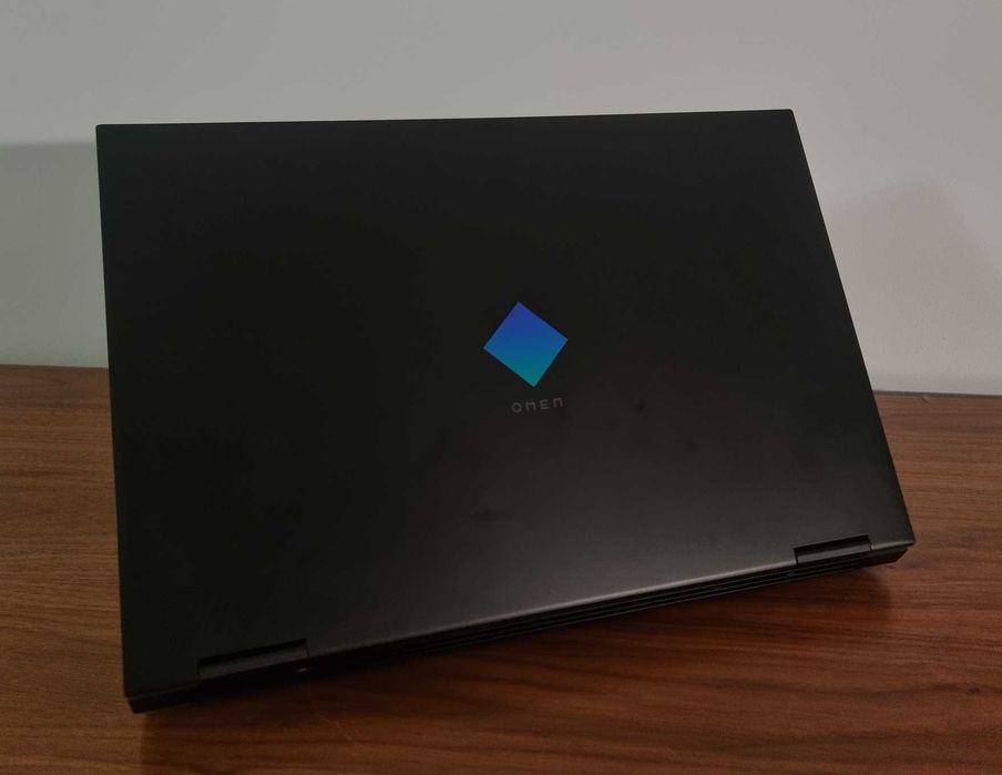 HP Omen 15 [i5 10300h 1660ti 16gb ram 512gb ssd]