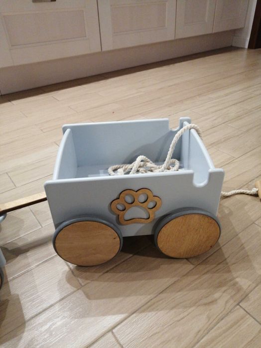 Pchacz auto drewniane i przyczepka