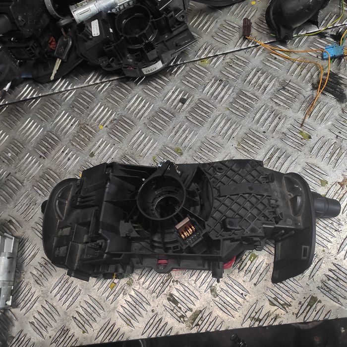 Przełącznik Zespolony Renault Modus Clio III 82,00,245,499
