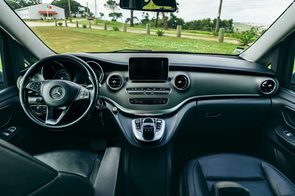 MERCEDES BENZ V 220 CDI Longo AvantGarde Automática 2017