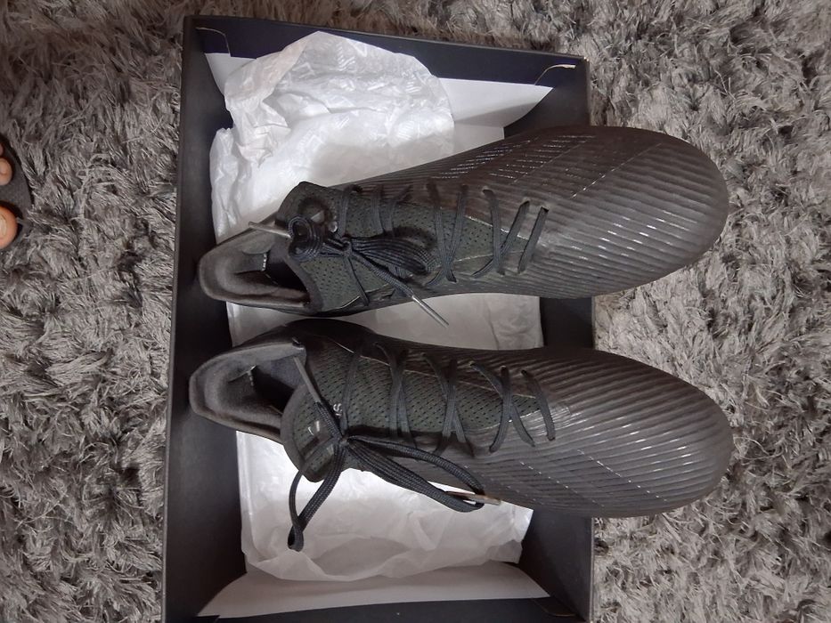 Chuteiras adidas N°42