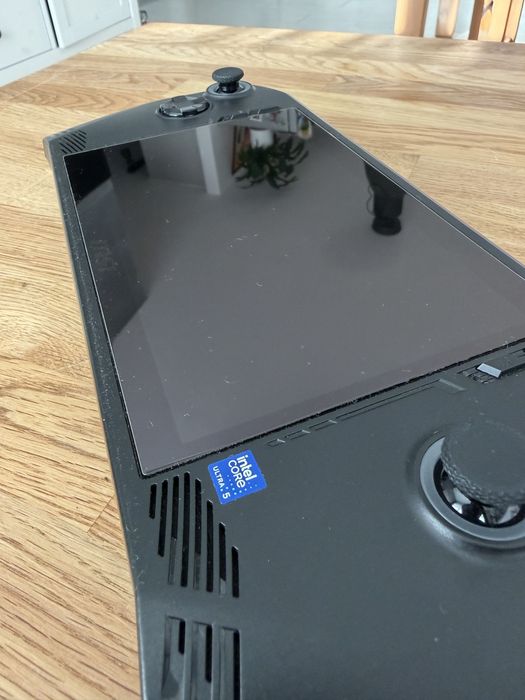 MSI Claw A1M 135H Ultra5