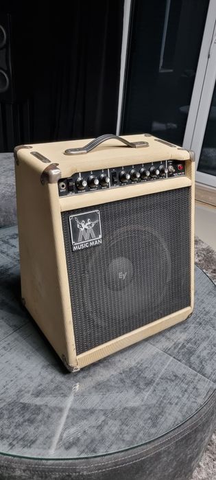 Music Man 112B USA Piec wzmacniacz basowy, zamiana!