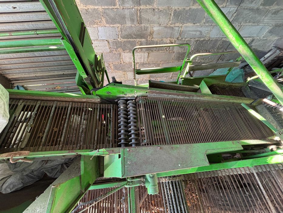 Kombajn ziemniaczany,  Wuhlmaus 1033, do ziemniaków