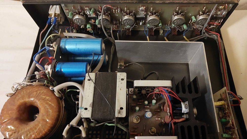 Усилитель- микшер Qualiton Mixer Amplifier AET-453 BAEG