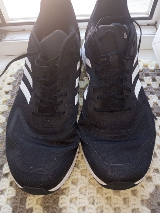 Новые кроссовки Adidas original.50 раз.Стелька 33 см.