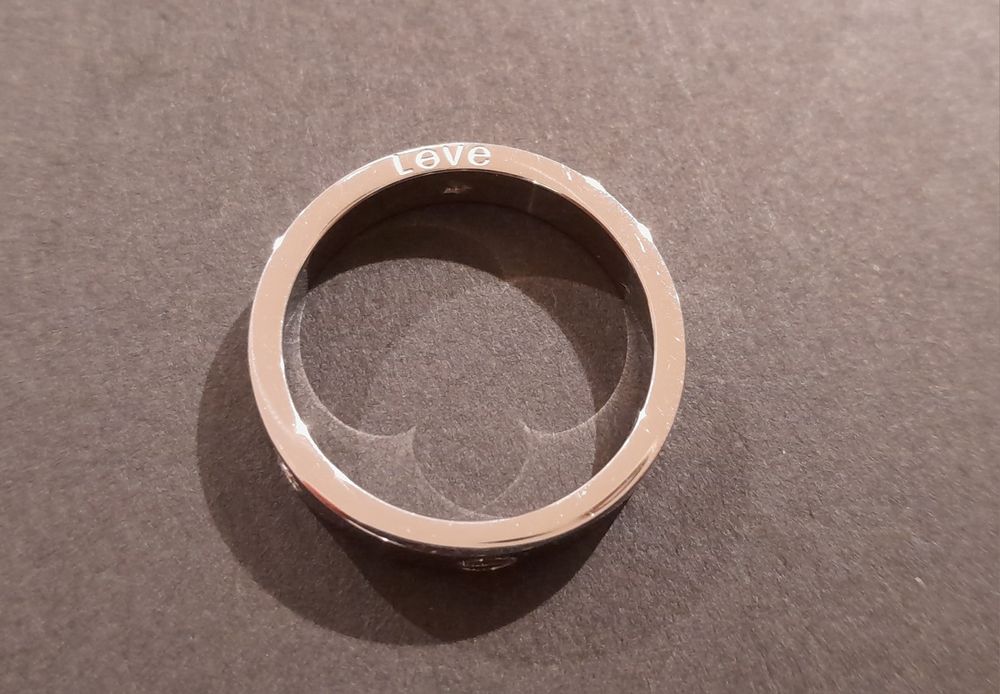 Pierścionek Cartier Love Ring obrączka