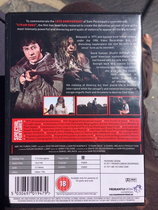 Mulher com a tatuagem dragao segunda juventude A fidelidade