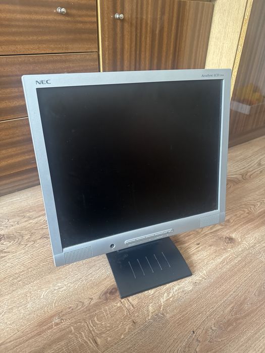 Monitor NEC LCD bezawaryjny