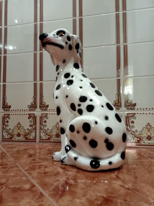 Cão dálmata em loiça enfeites casa quarto apartamento vivenda escritór
