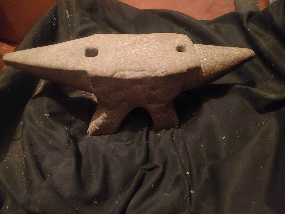 Наковальня кузнечная