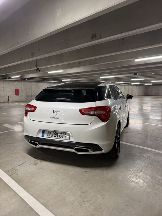 Citroën DS5 Hybrid – 230 cv – Full Extras – Excelente Estado