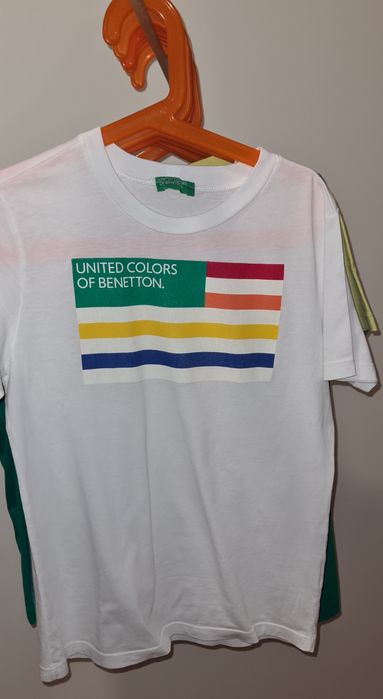 5 t-shirts benetton + 1 sweat 8/9 anos