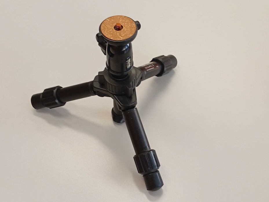 Mini tripé Slik Mini-Pro III com cabeça de rótula