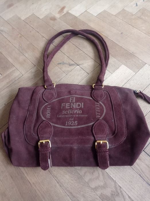 Torebka zamszowa fendi