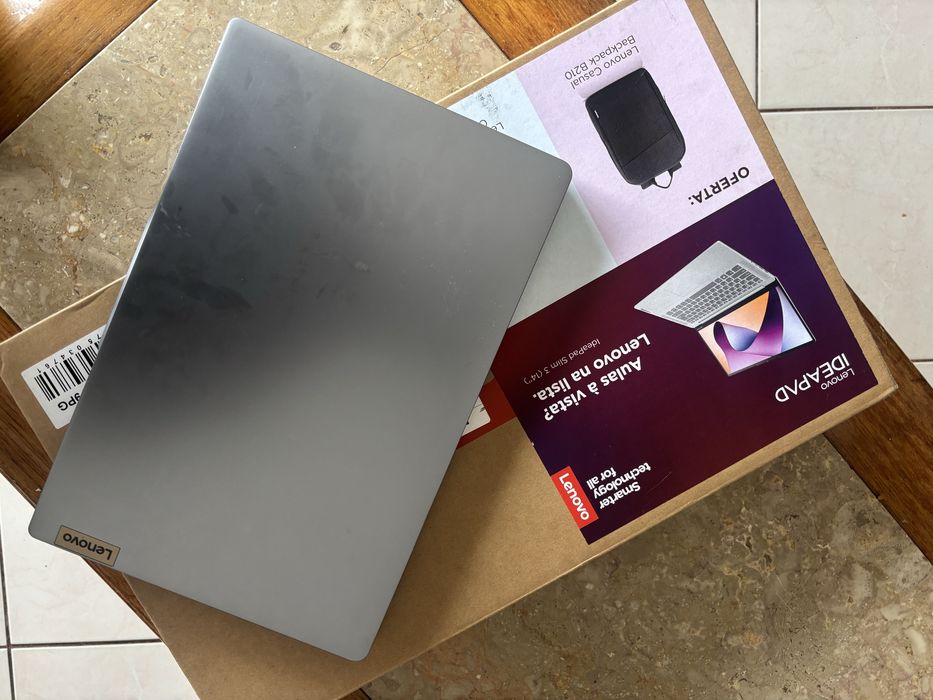 Lenovo IdeaPad Slim 3 – 16GB RAM / 512GB SSD – Como Novo