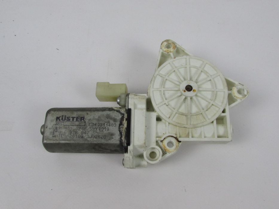 Motor Elevador Bmw 1 Convertible Ref: 67626978847