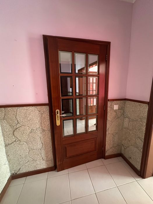 Vendo portas madeira