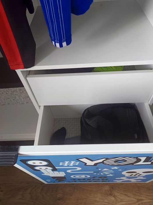 Sprzedam szafę i komodę