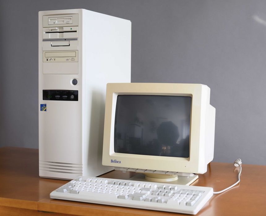 Komupter PC 486 DX2 66 Mhz 8 MB RAM CD-ROM 3,5" 5,25" HDD 420 MB Sound Blaster monitor klawiatura vintage piękny komplet