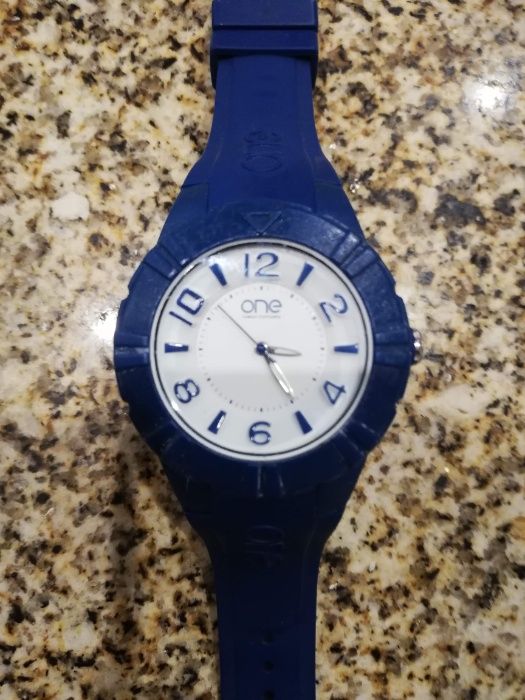 Relógio One azul