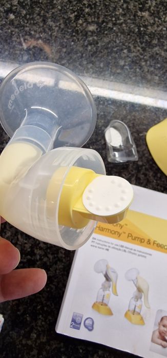 Bomba extratora leite manual Medela Harmony