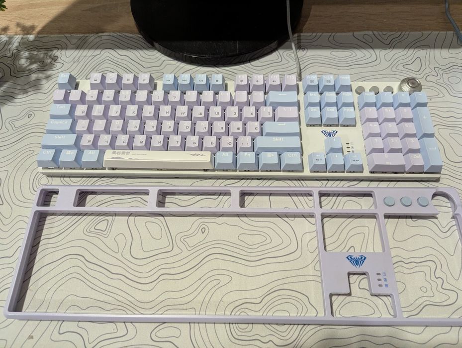 Клавіатура Aula F2088 Pro і миша Onikuma CW916