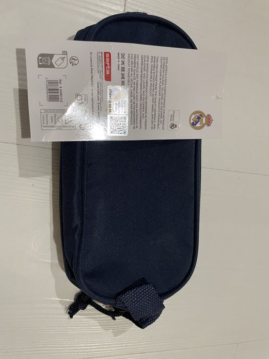 Nowy piórnik dwukomorowy Real Madryt 3D