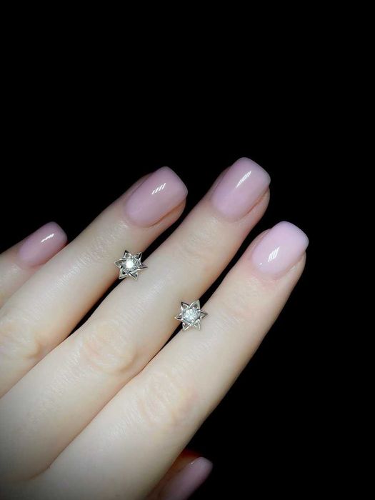 Золотые серьги с бриллиантами/Золоті сережки з діамантами