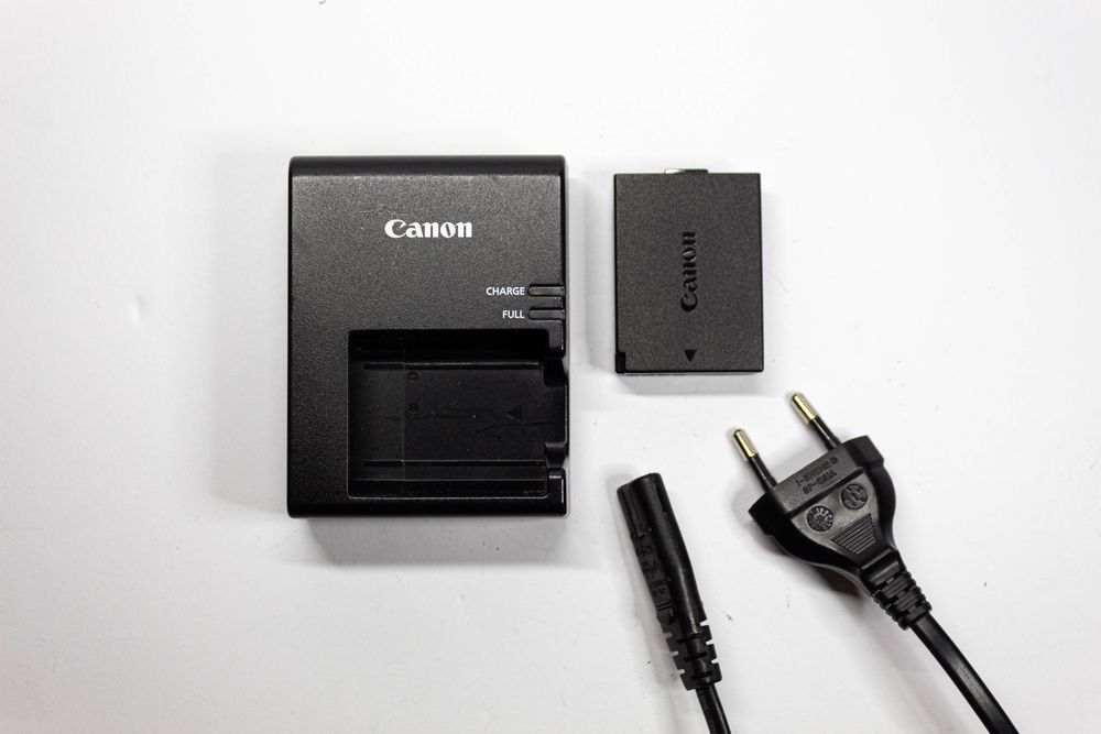Canon EOS 1200D