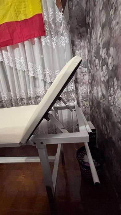 Продам кушетку  косметологічну