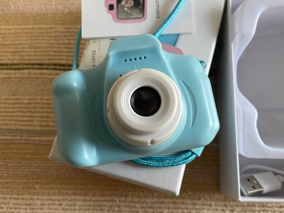 Máquina fotográfica de criança