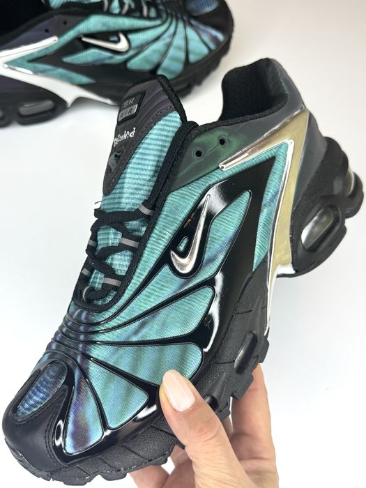 Кроссовки Nike НОВЫЕ - 40 ,41 размер в наличии