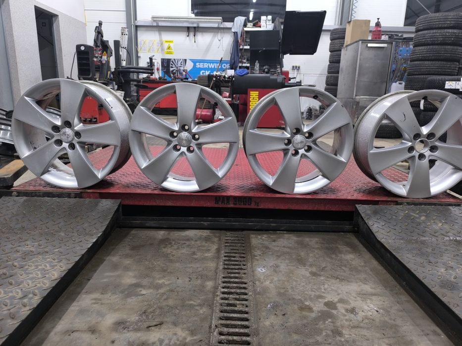 Alufelgi 17 cali Subaru z czujnikami 5x100