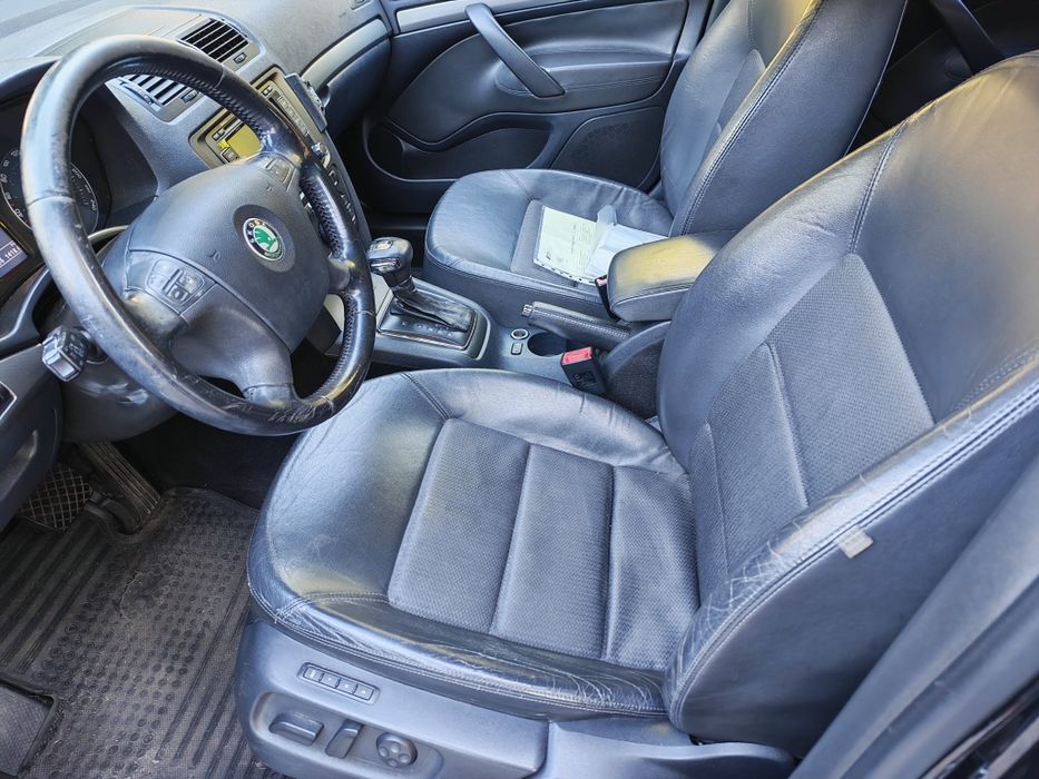 Skoda Octavia 2.0 TDI caixa automática