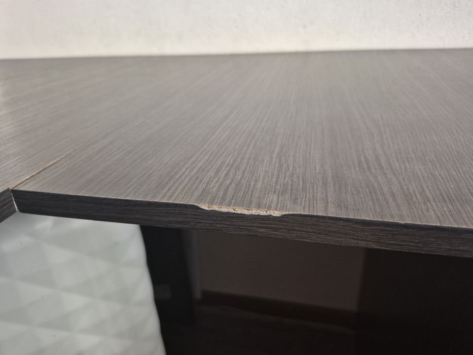 Стіл письмовий кутовий