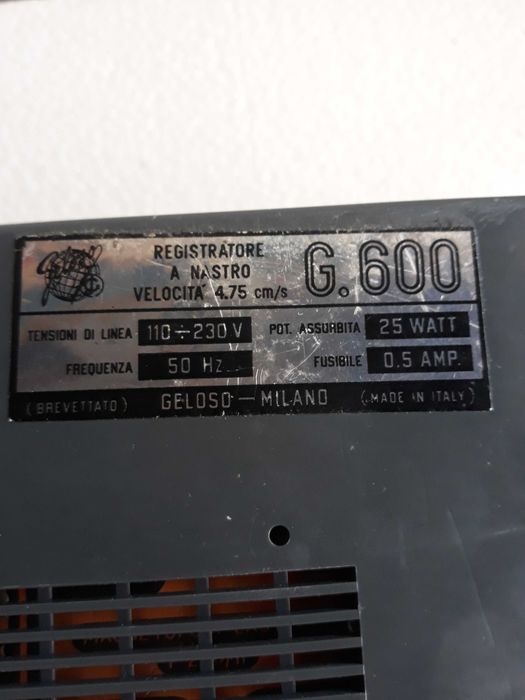 Gravador  de  Fita   GELOSO 600    (  Colecionadores  )