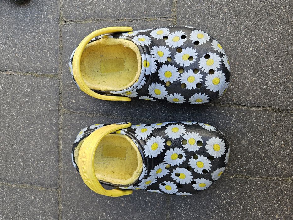 Crocs klapki crocsy c9 25 26 ocieplane