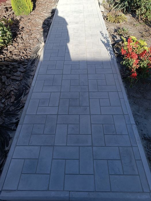 Плитка тротуарна,бардюр.