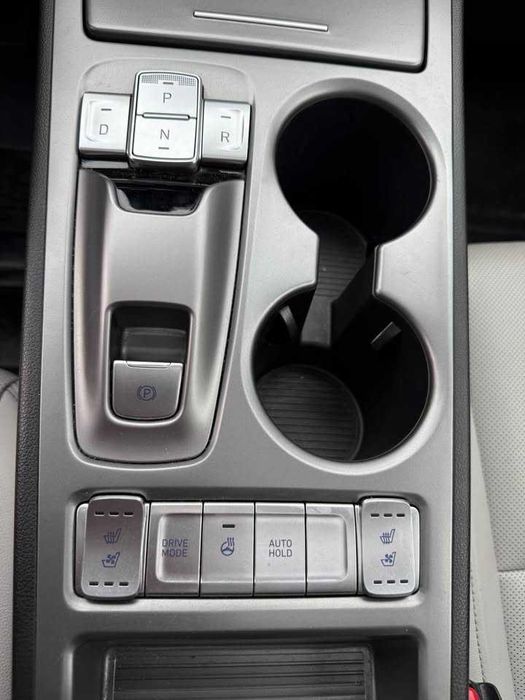 Hyundai Kona Electric 2022 року