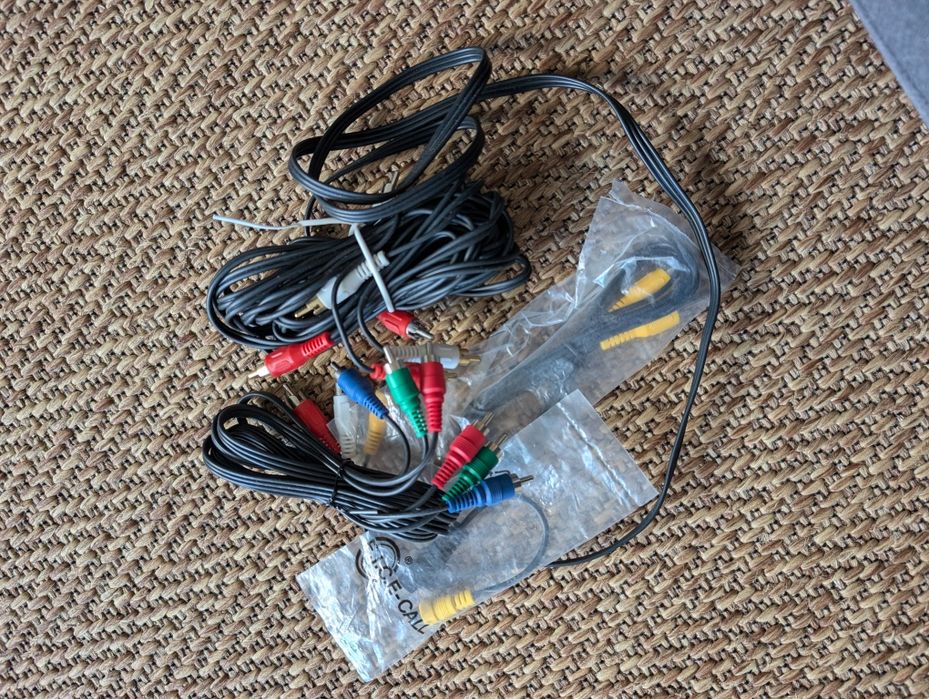 Cabos e adaptadores