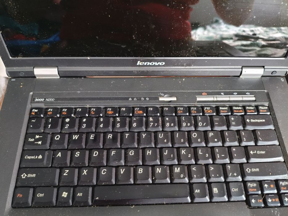 Laptopy 3 sztuki