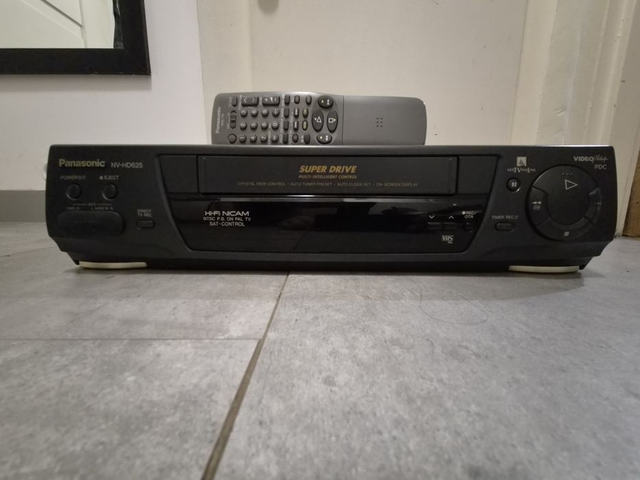 Panasonic NV-HD625B